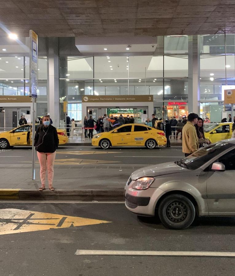 Apartaestudio Cerca Al Aeropuerto Bogotá Exteriér fotografie